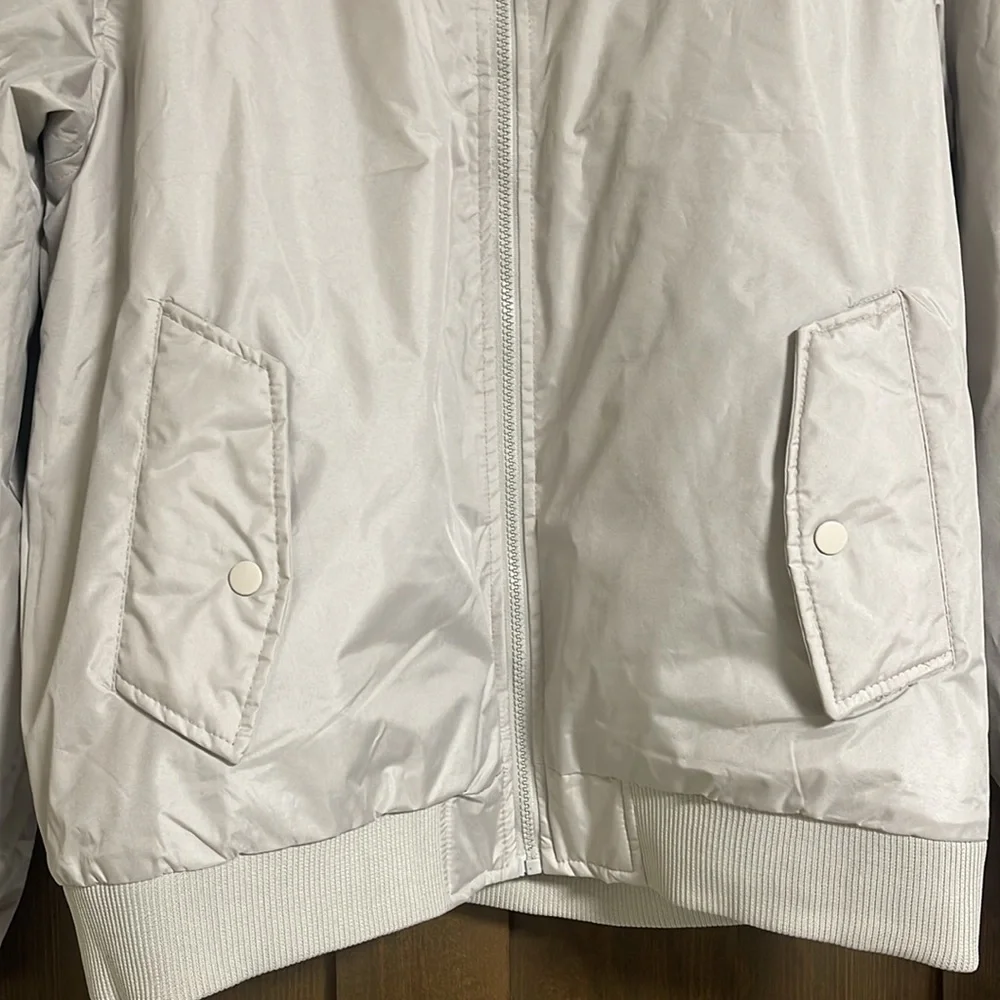 Primitive Skateboarding Cream NWOT Bomber Zip Up Jacket Size Large